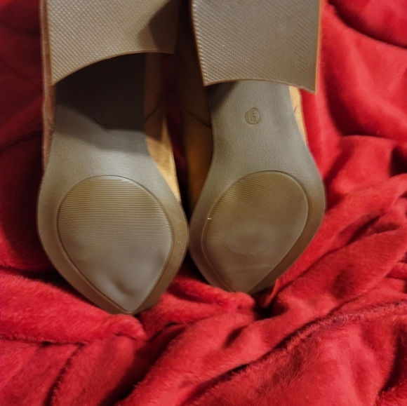 NEW SUEDED CHUNKY HEEL BACK ZIP SLIP ON BOOTIES 3.25 Heel. SIZE 9 TAN - Picture 10 of 13